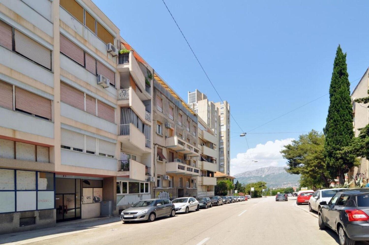 Apartament Karmen - Close To The Center Split