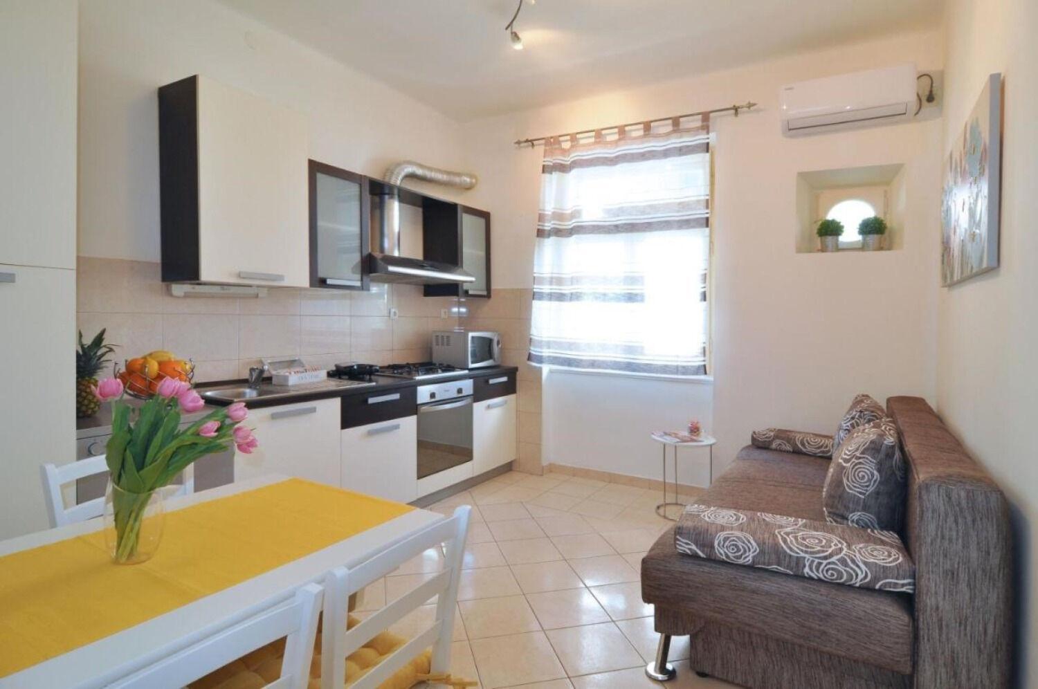 Apartament Karmen - Close To The Center