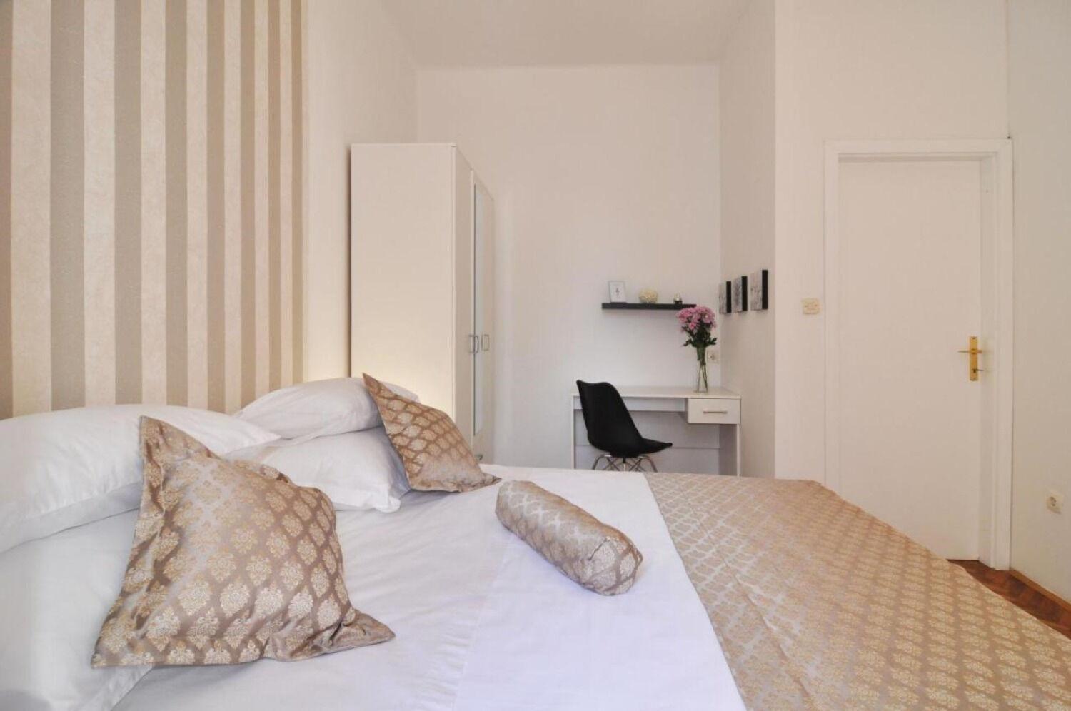 Apartament Karmen - Close To The Center Split
